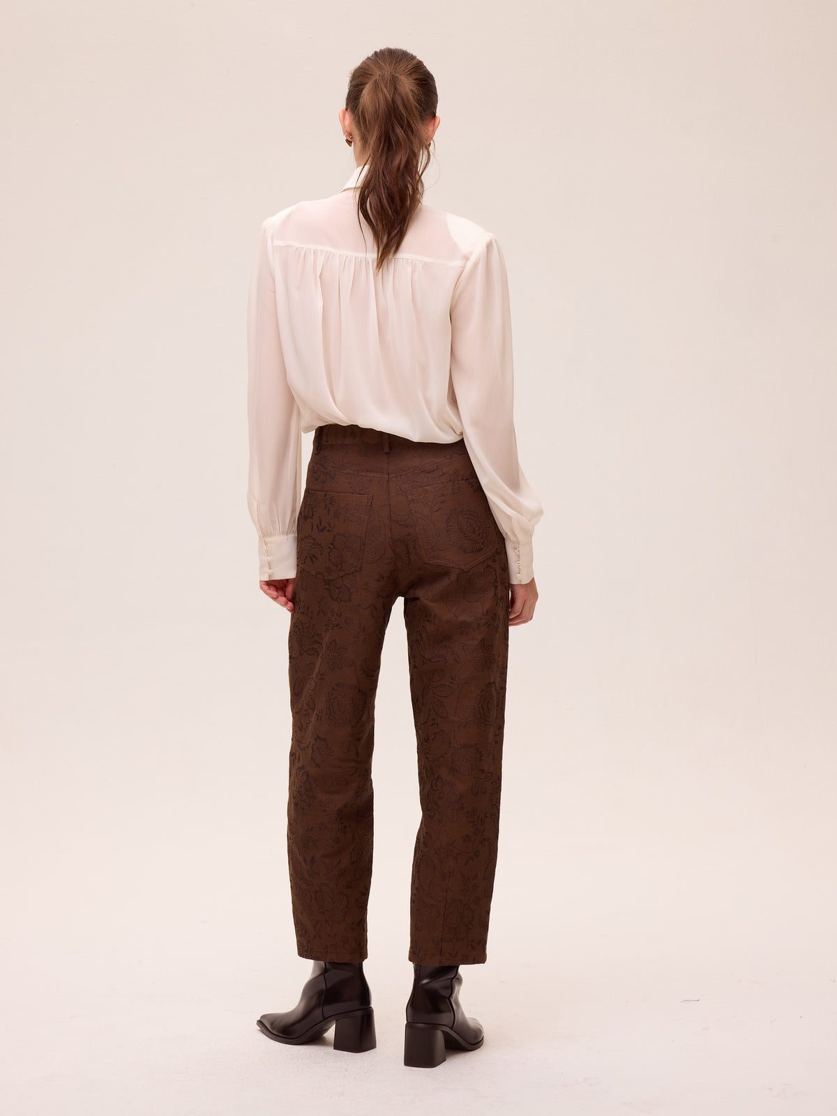 ALLURE WHITE - Camisa gasa textura color blanco, envíos gratis en 24-48h desde España. MIOH, moda de invitada de boda y de fiesta