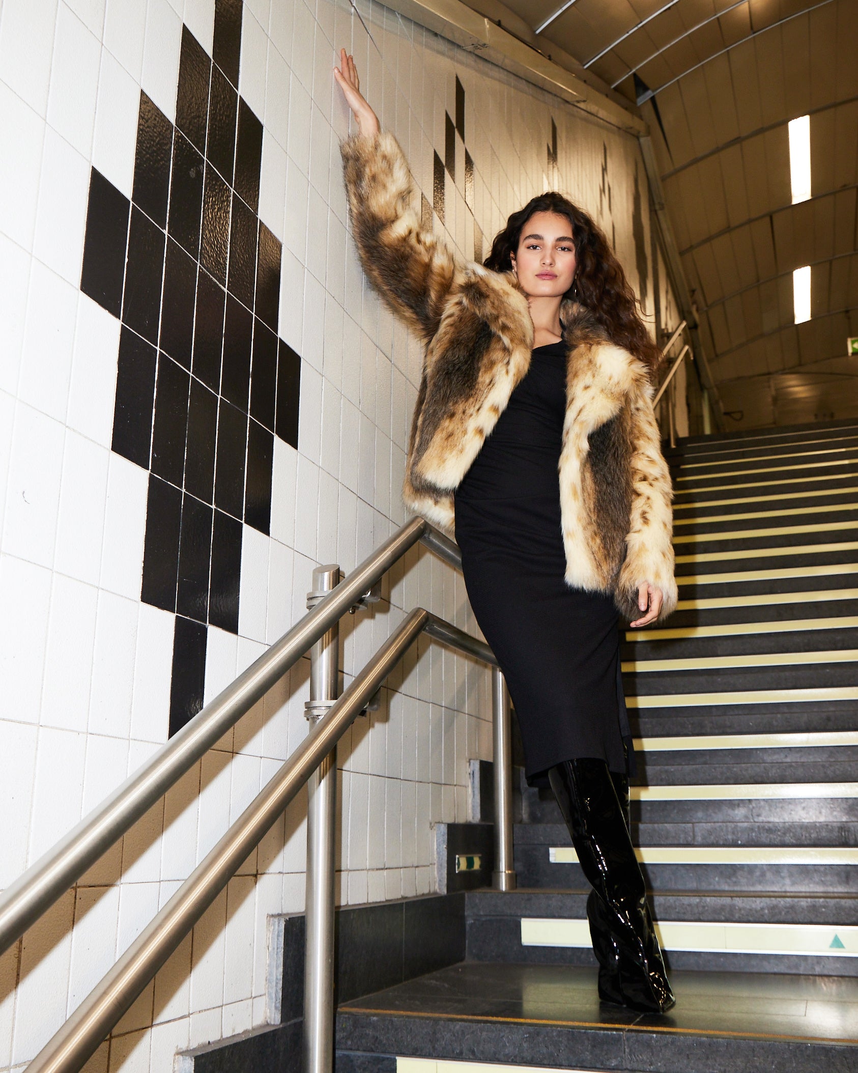 ARTIST SHORT - Short fox effect coat