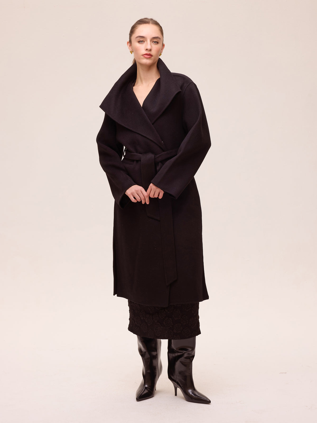 mioh | FACTORY BLACK - Abrigo sastrero de lana en color negro