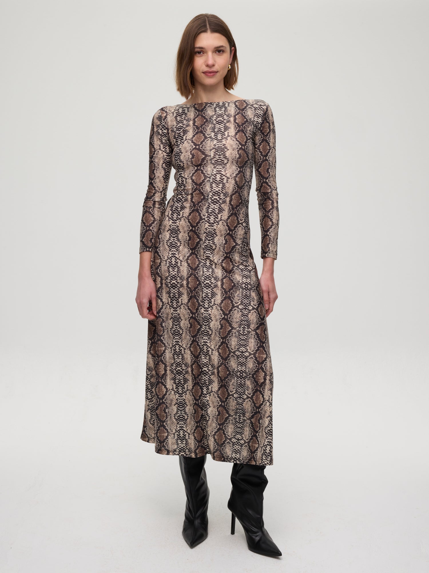 mioh | LUXOR PHYTON - Vestido de punto reversible print pitón. Vestidos de fiesta para invitadas de boda perfectas. Marca española de moda