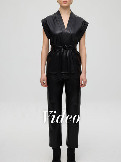 mioh | CHRYSLER - Chaleco de efecto piel negro. Vestidos de fiesta para invitadas de boda perfectas. Marca española de moda