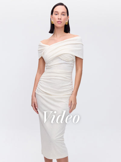 MIOH | SECRETO WHITE - Vestido escote posicional drap blanco para invitada de boda