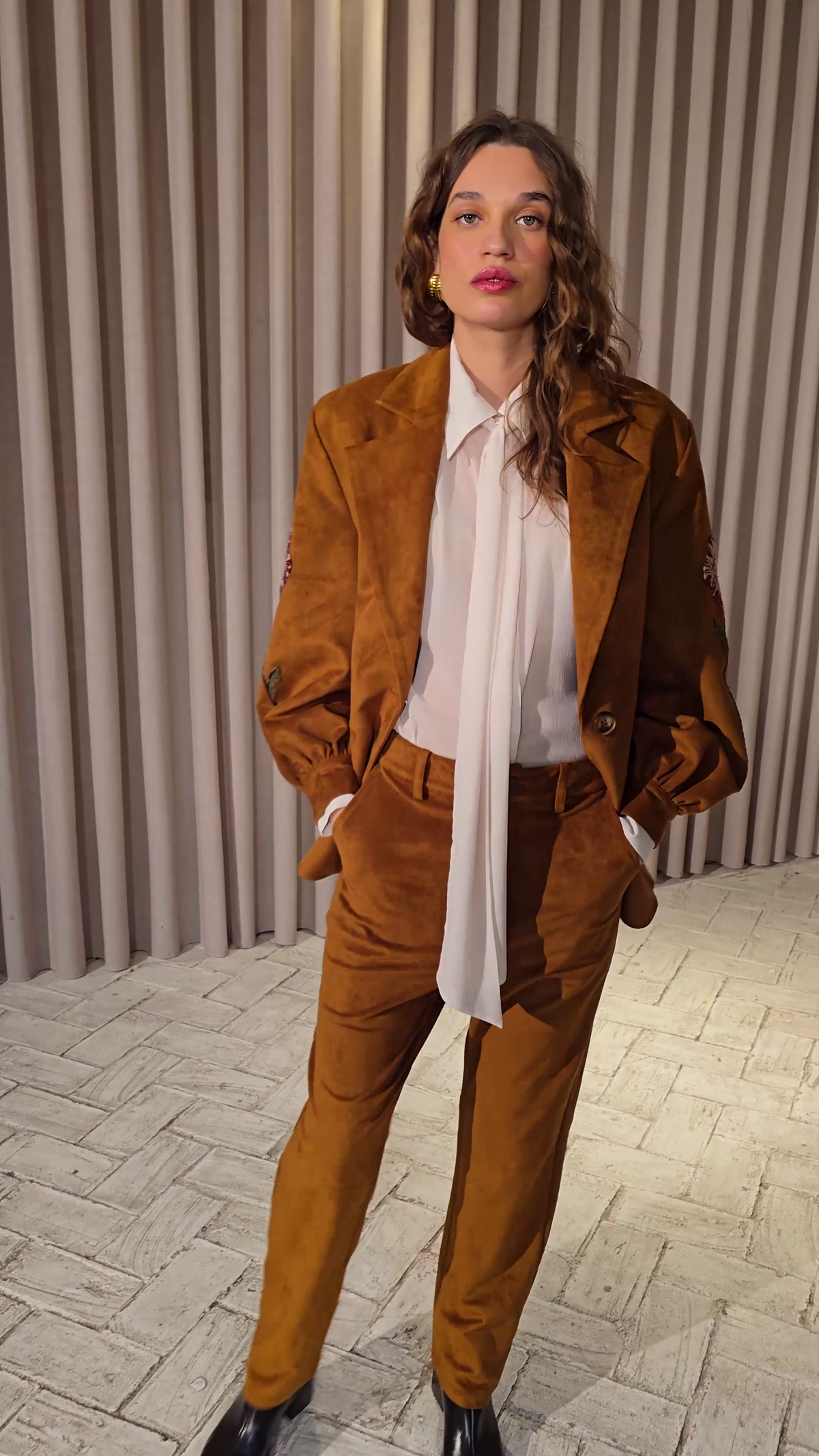 MIOH - Pantalón y chaqueta ante 5 bolsillos costuras