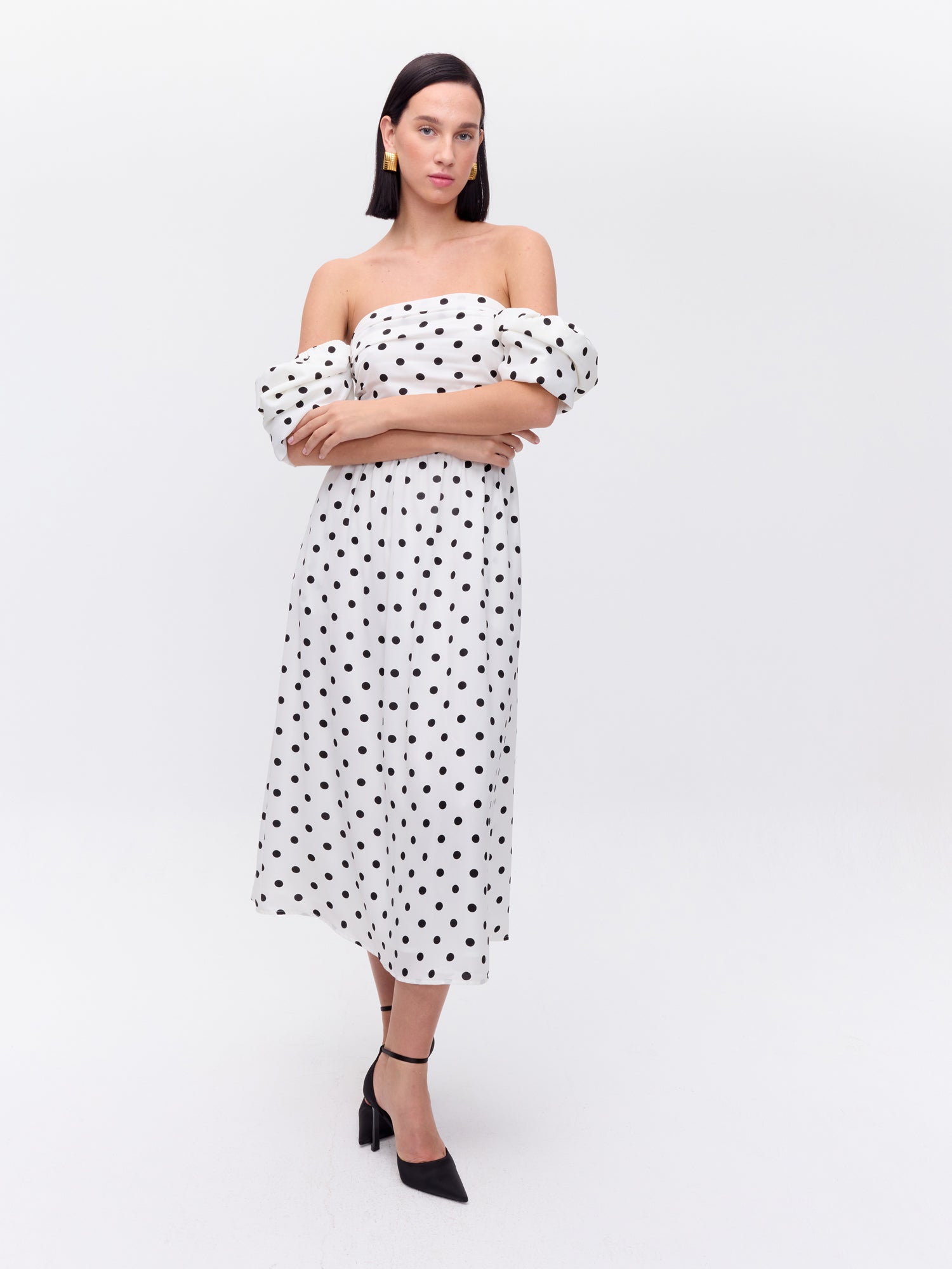 MIOH | SUSPIRO DOTS - Vestido corpiño vuelo dots blanco para invitada de boda