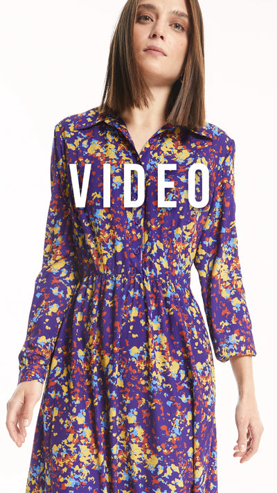 mioh | COUNTRY ABSTRACTO - Vestido camisero estampado. Te presentamos el COUNTRY ABSTRACTO, nuestro clásico vestido camisero pura tendencia en estampado abstracto multicolor. Vestido todoterreno que te pondrás una y otra vez. Patrón súper contrastado que llevamos todas las temporadas. Gran inversión.